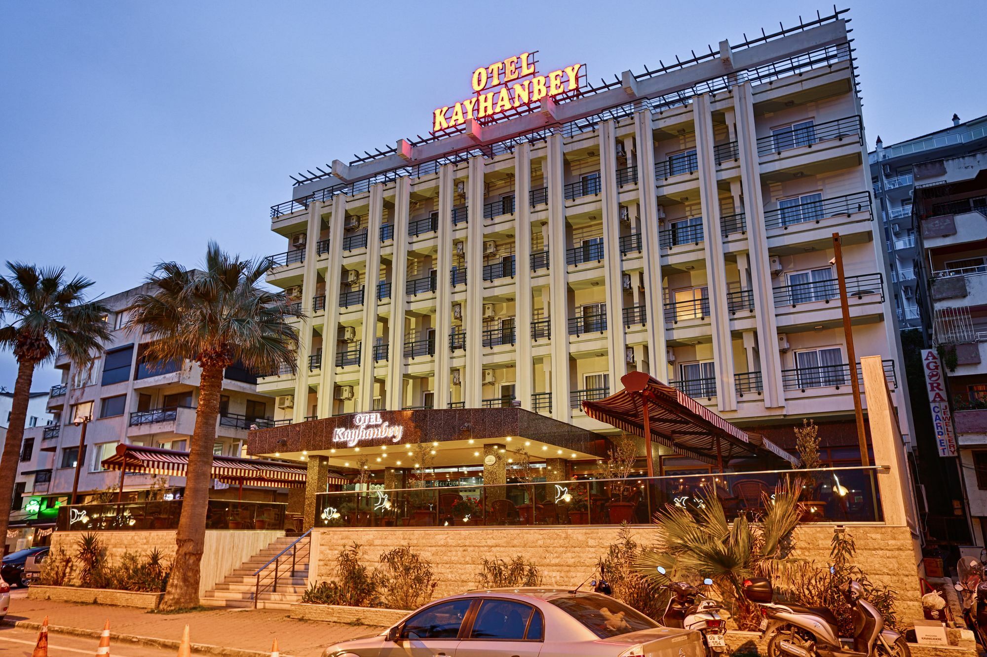 Kayhanbey Hotel Кушадаси Екстер'єр фото